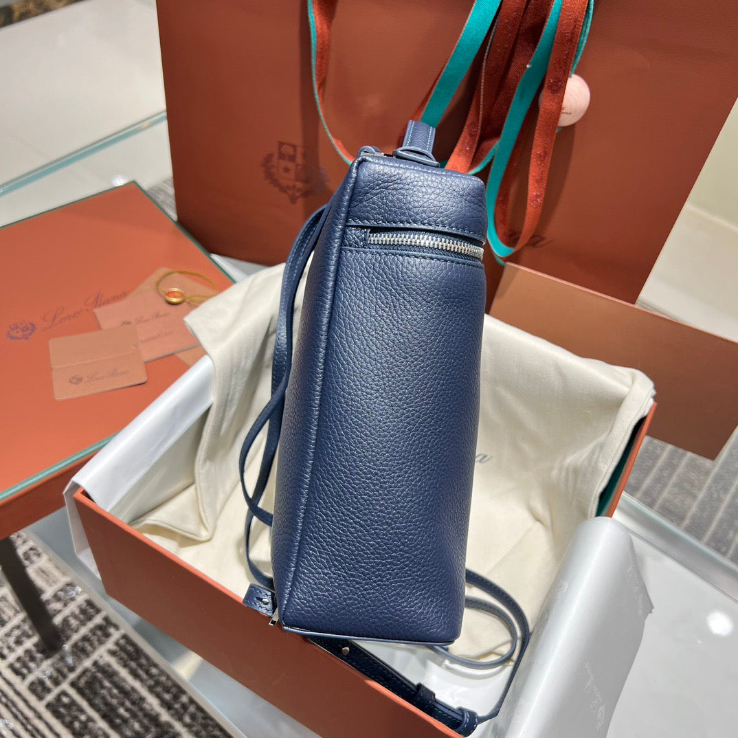 LP Extra Pocket L23.5 Backpack