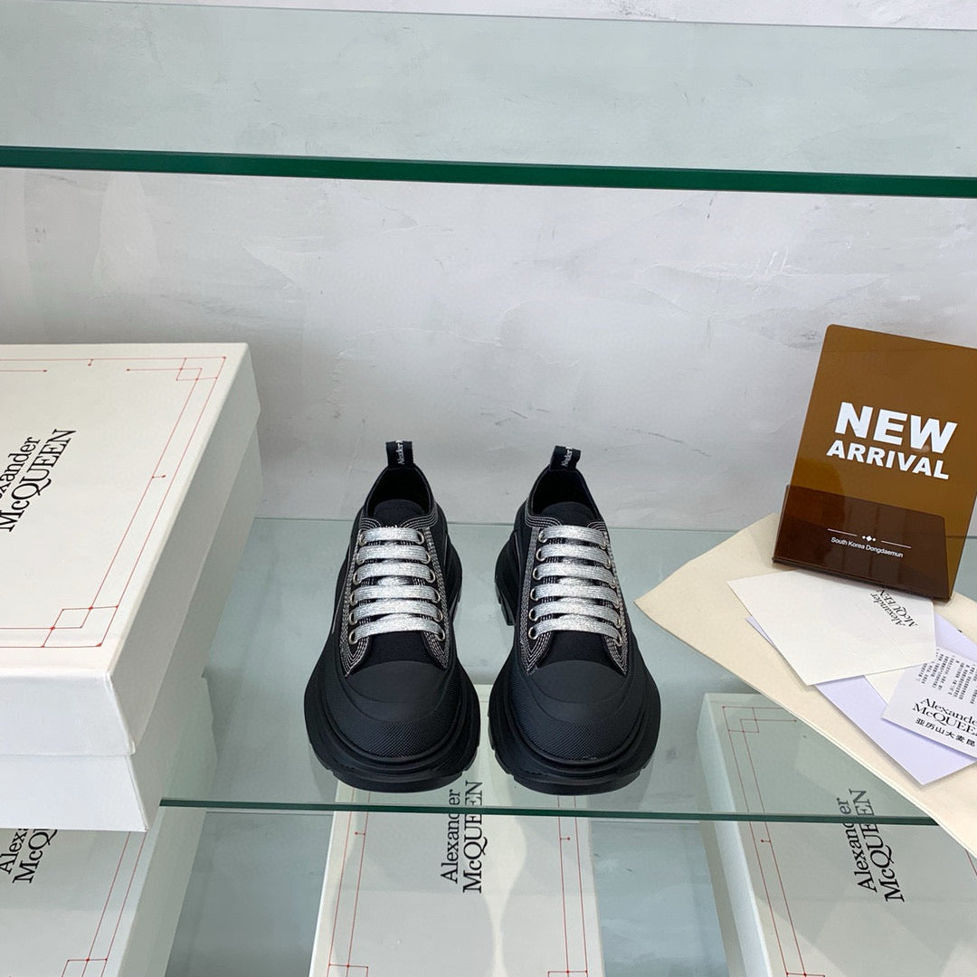 Alexander McQueen Sneakers