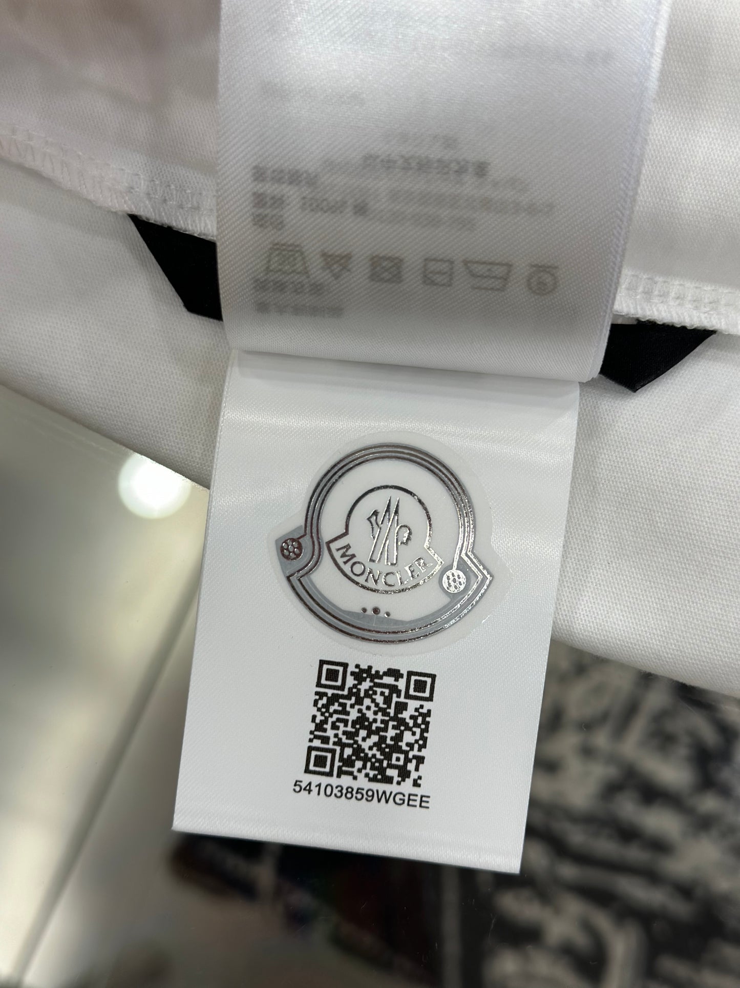 Moncler T-shirt