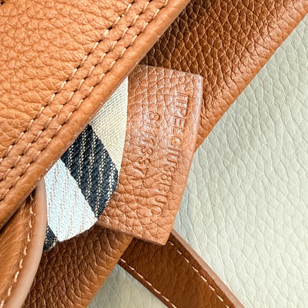 Burberry Cotswold Bag(39.5CM*17CM*28.5CM)