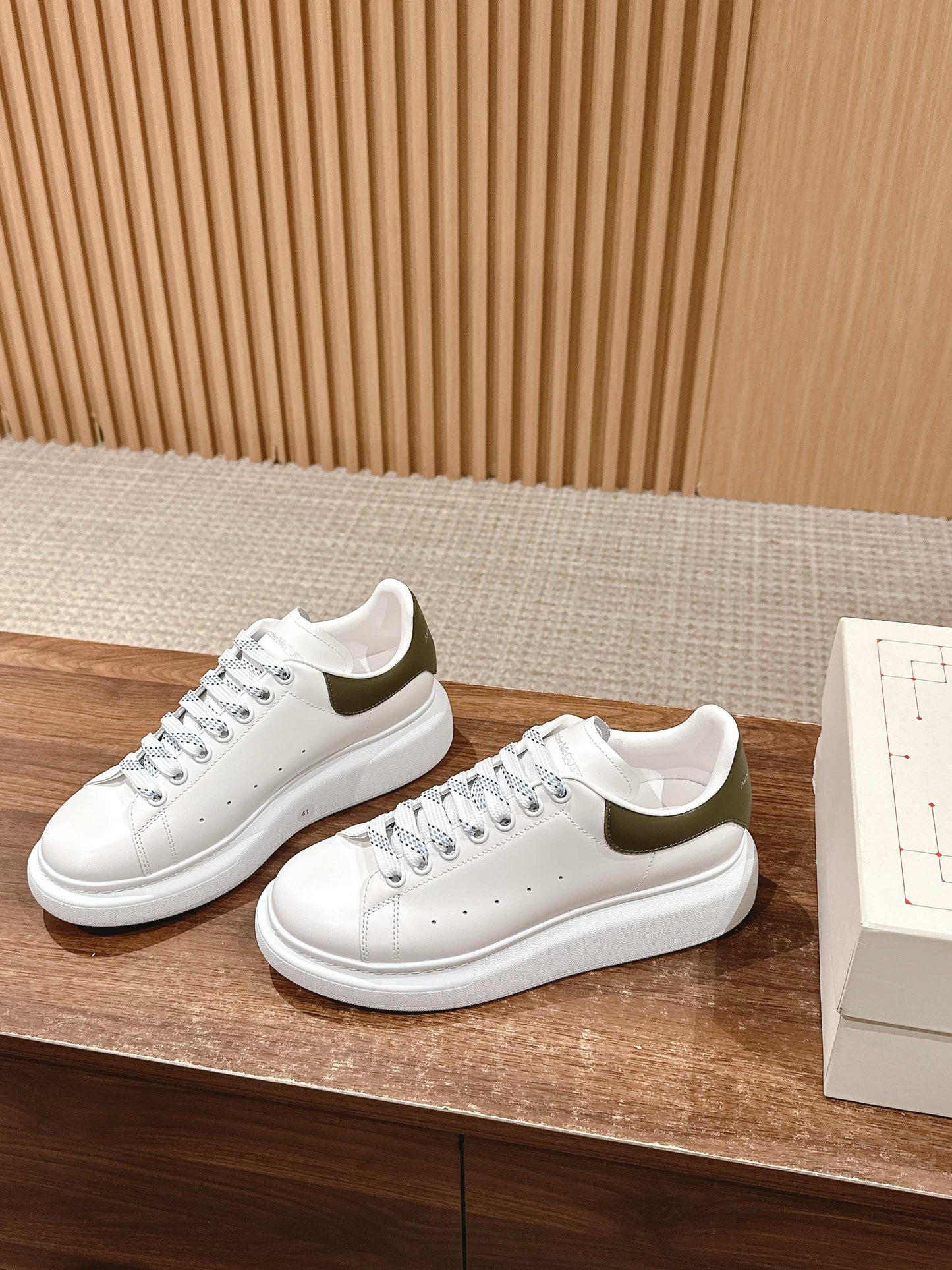 Alexander McQueen Sneakers