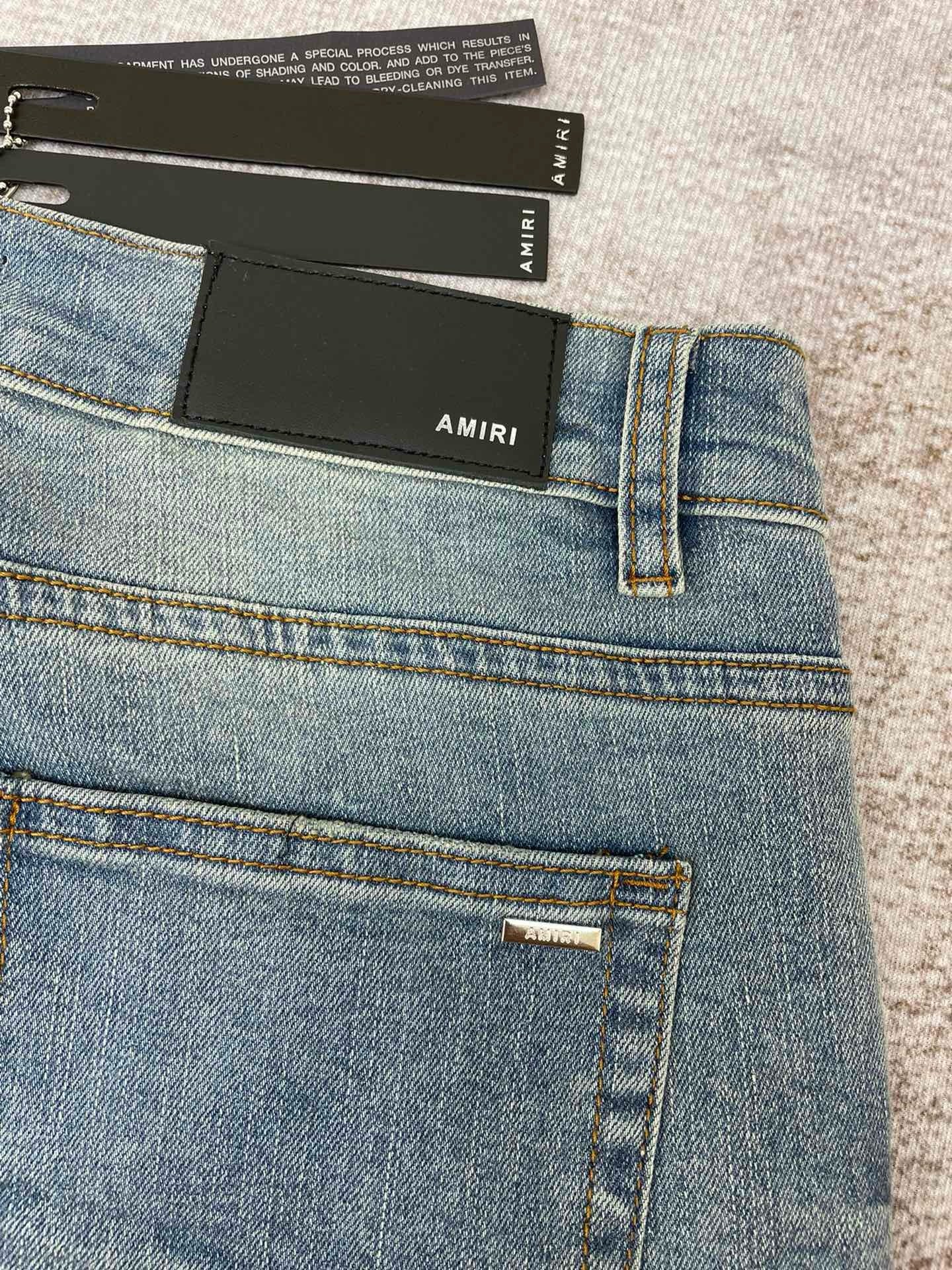 Amiri Jeans
