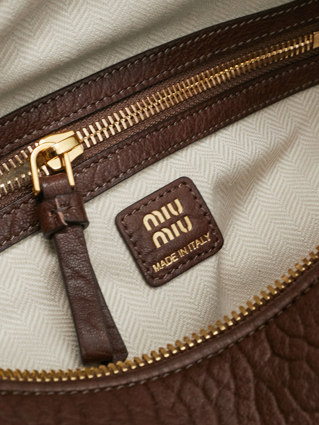 Miu Miu Shoulder Bag 40x20x15cm