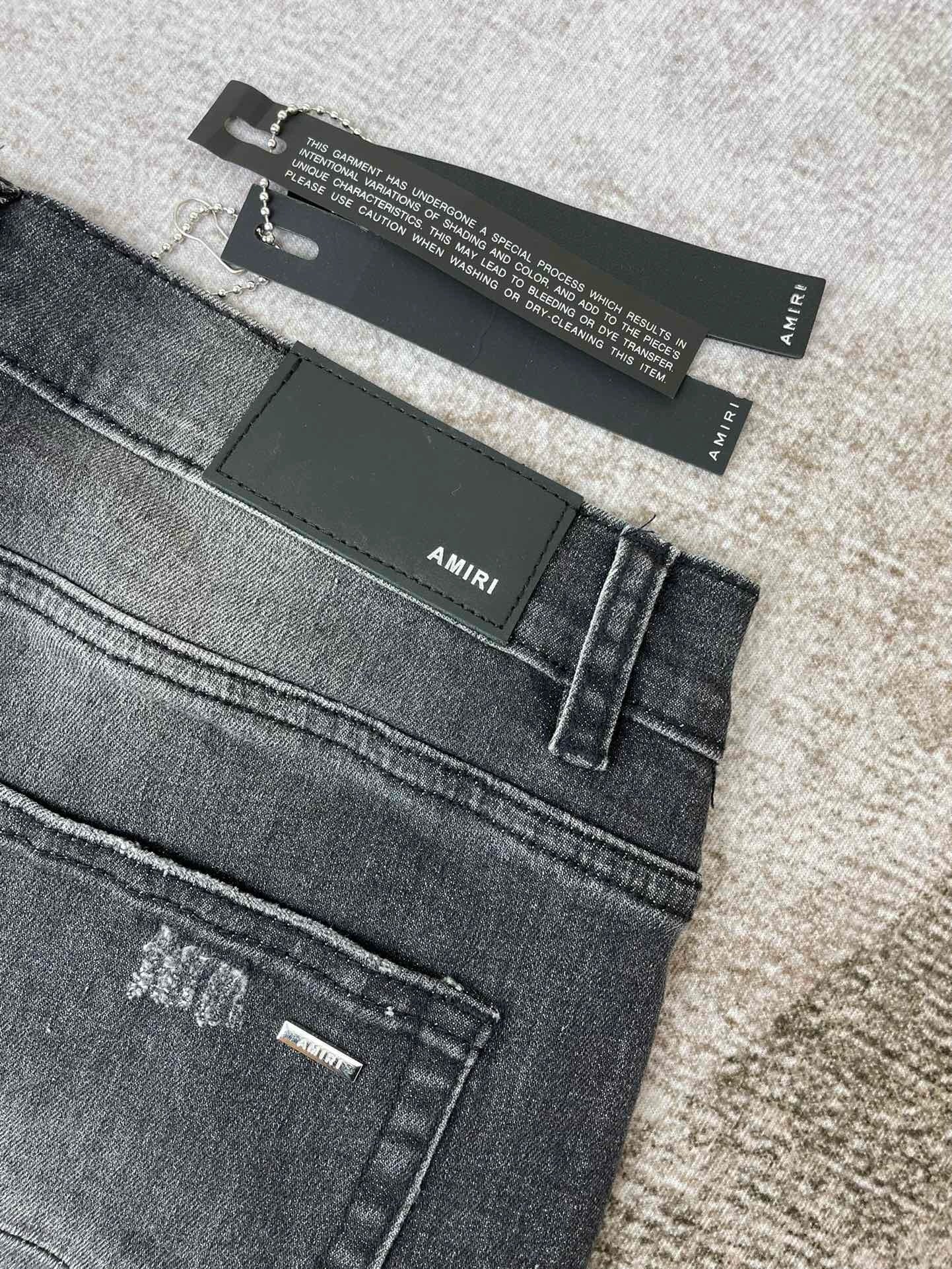 Amiri Jeans