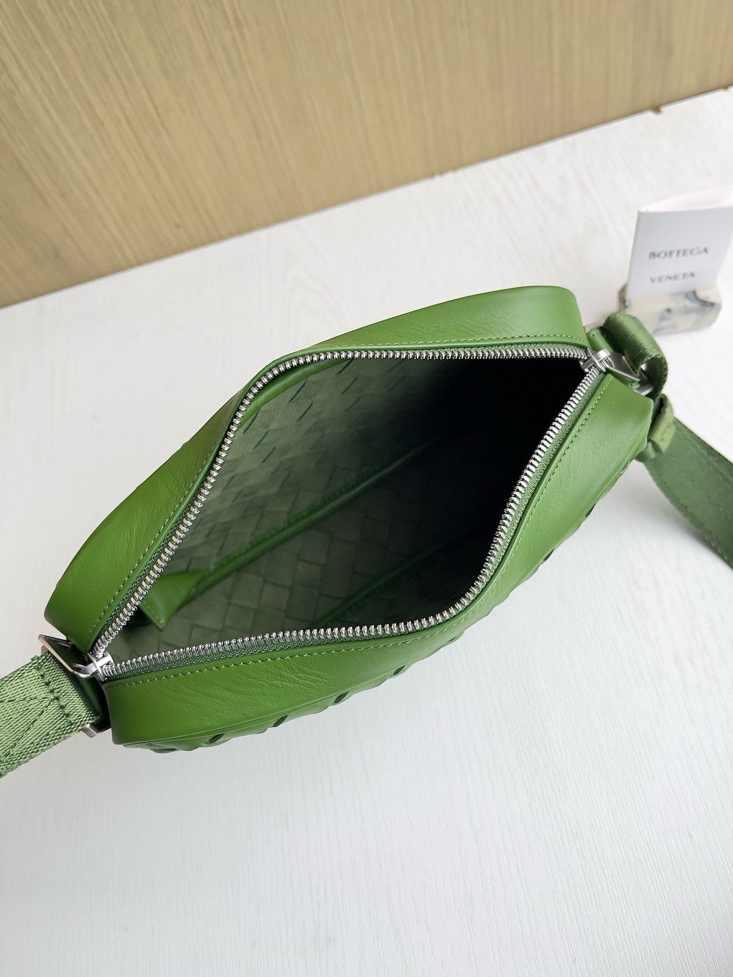 BV Intrecciato Camera Bag