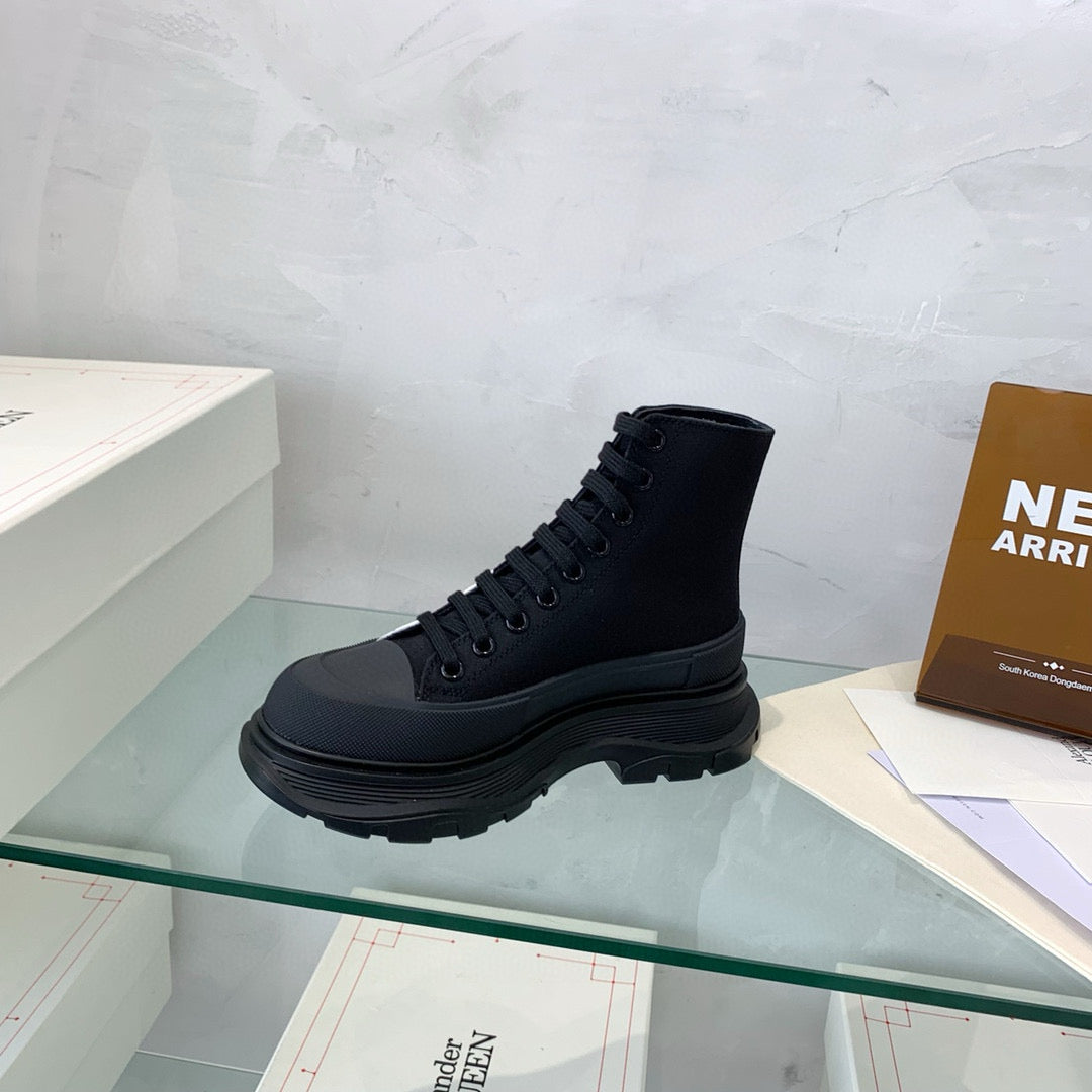 Alexander McQueen Sneakers