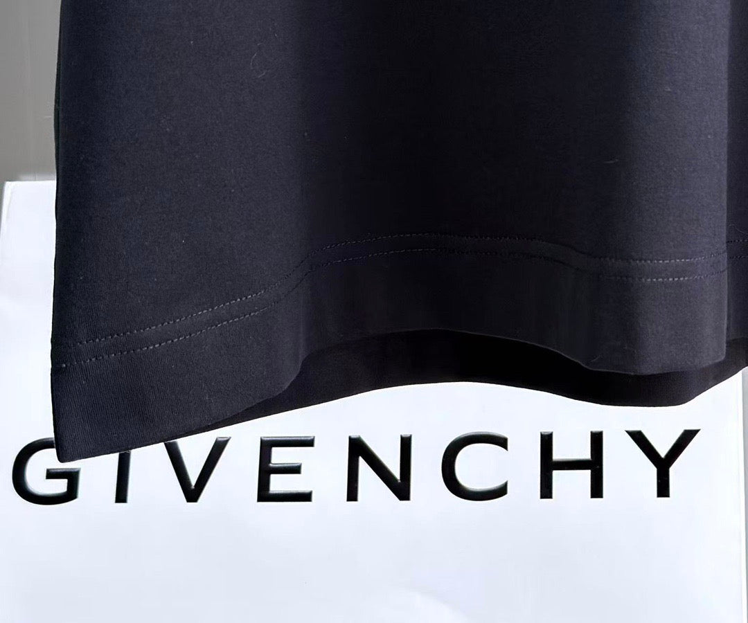 Givenchy T-Shirt