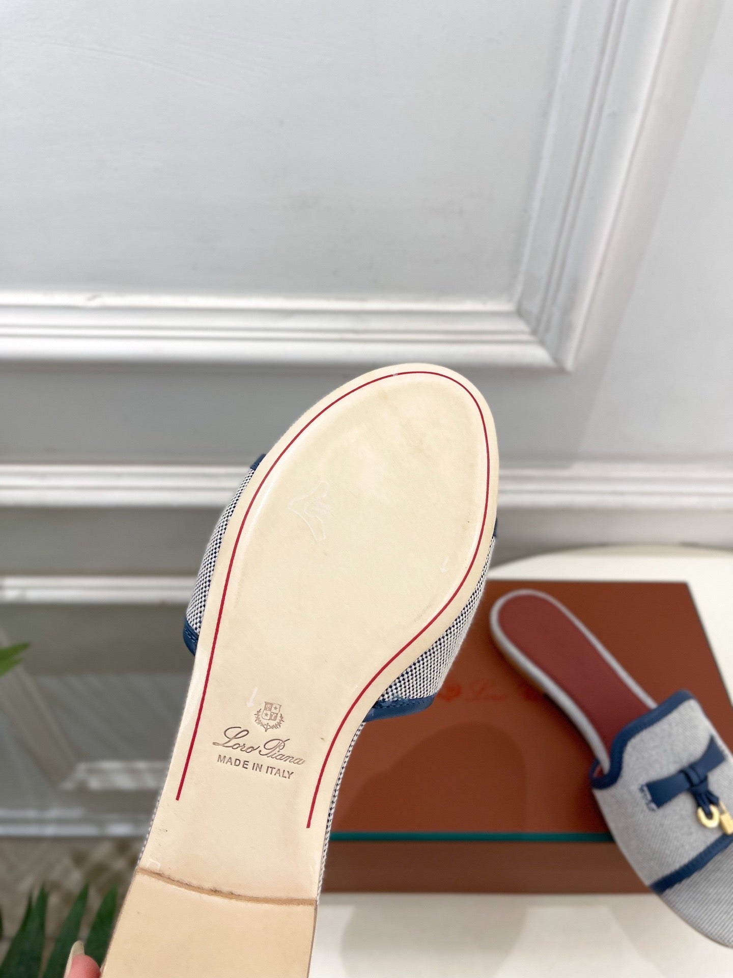 LP Sandals