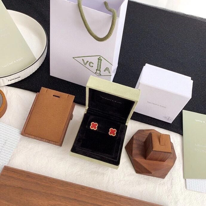 Van Cleef & Arpels Earrings