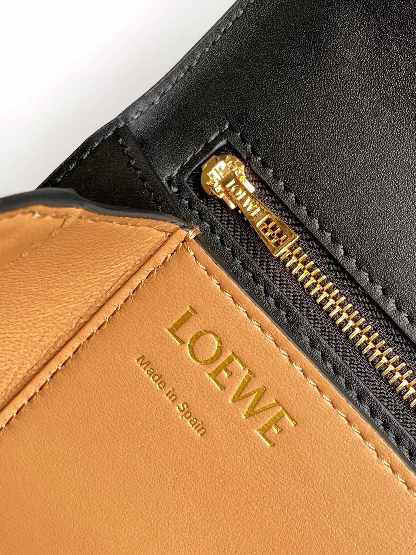 Loewe Goya Leather