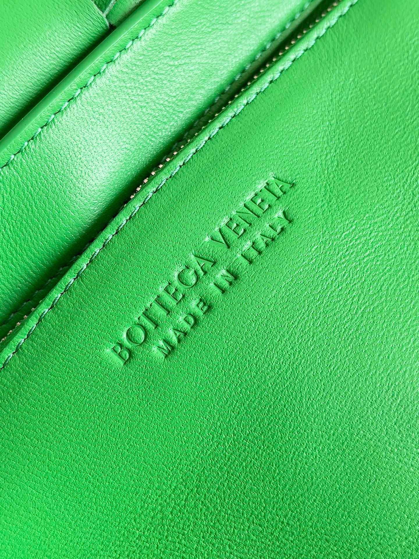 Bottega Veneta Cassette