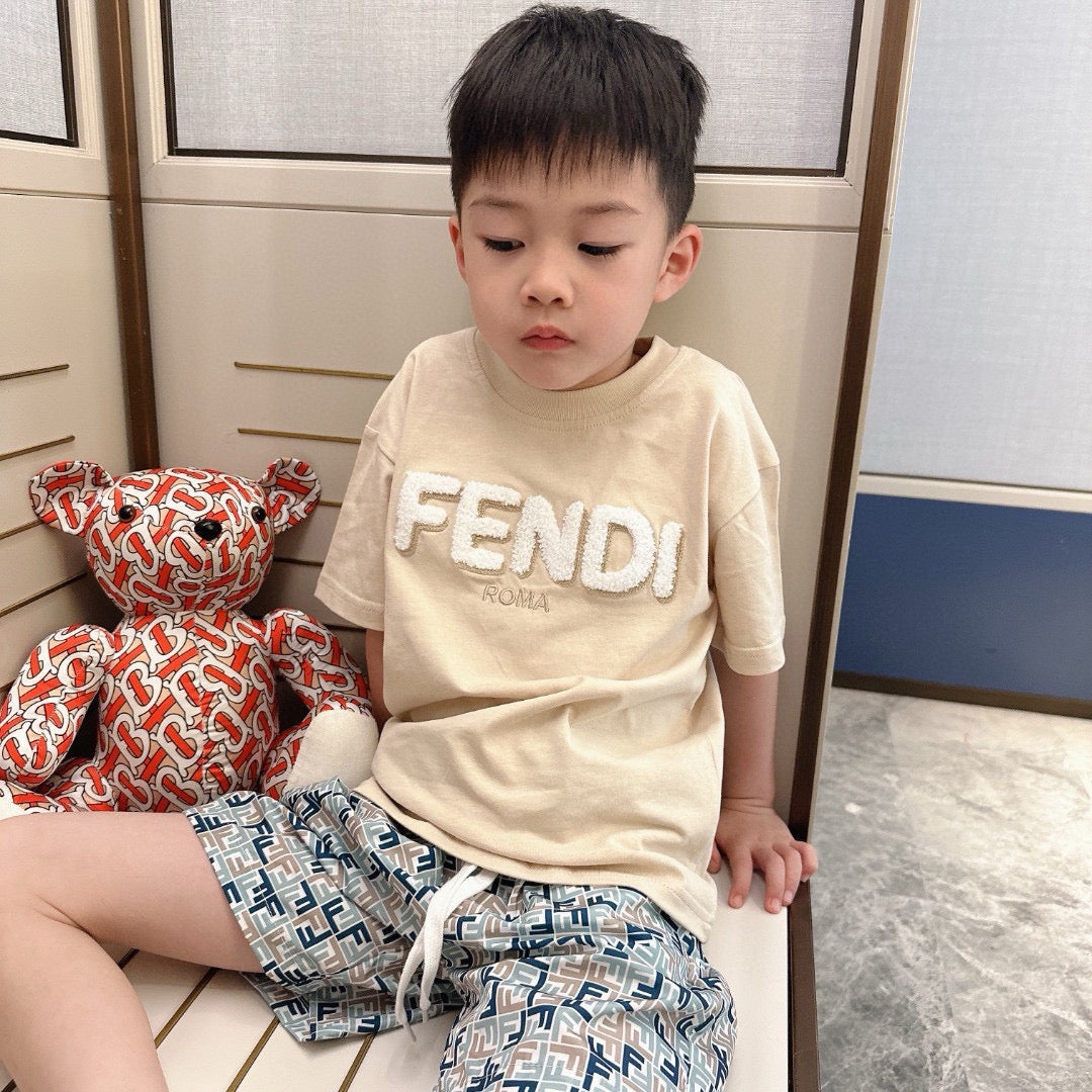 Fendi T-Shirt/Short Pant Set