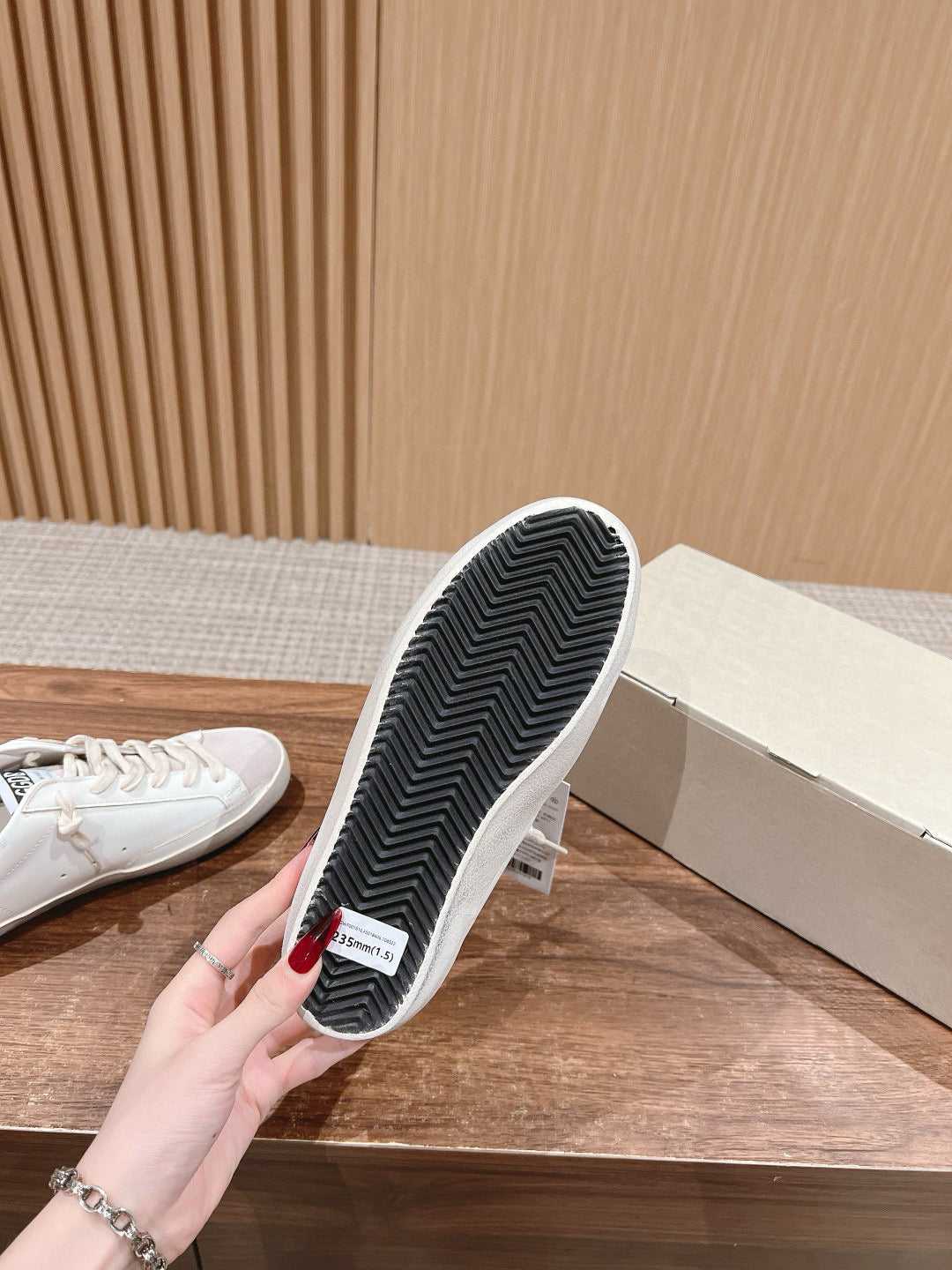 Golden Goose Sneaker