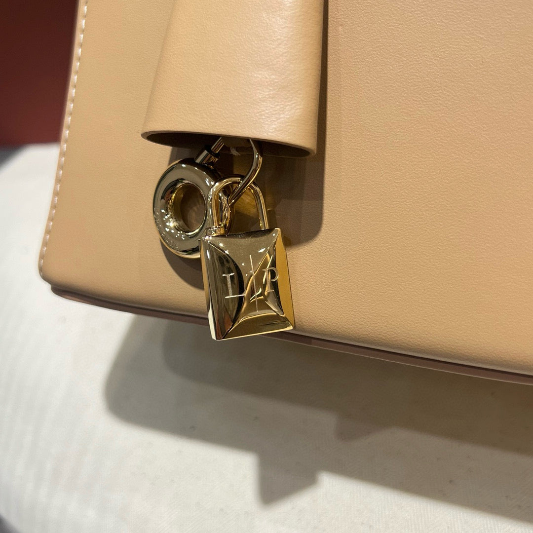 Loro Piana Extra Bag 27