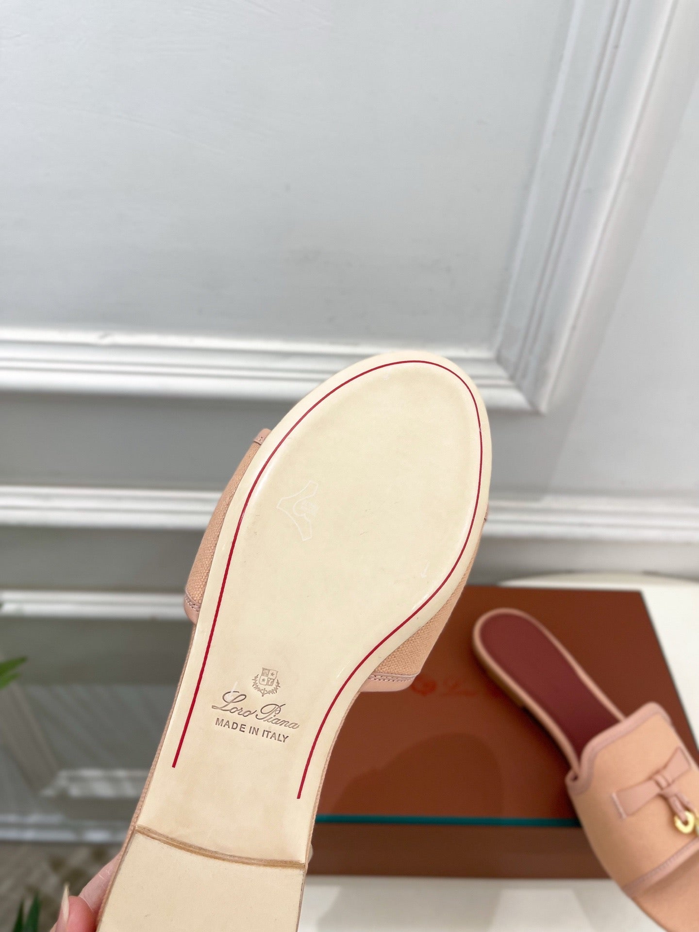 LP Sandals