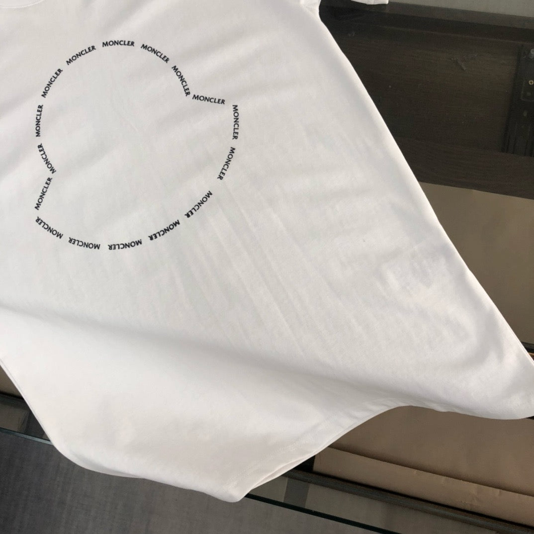 Moncler T-shirt