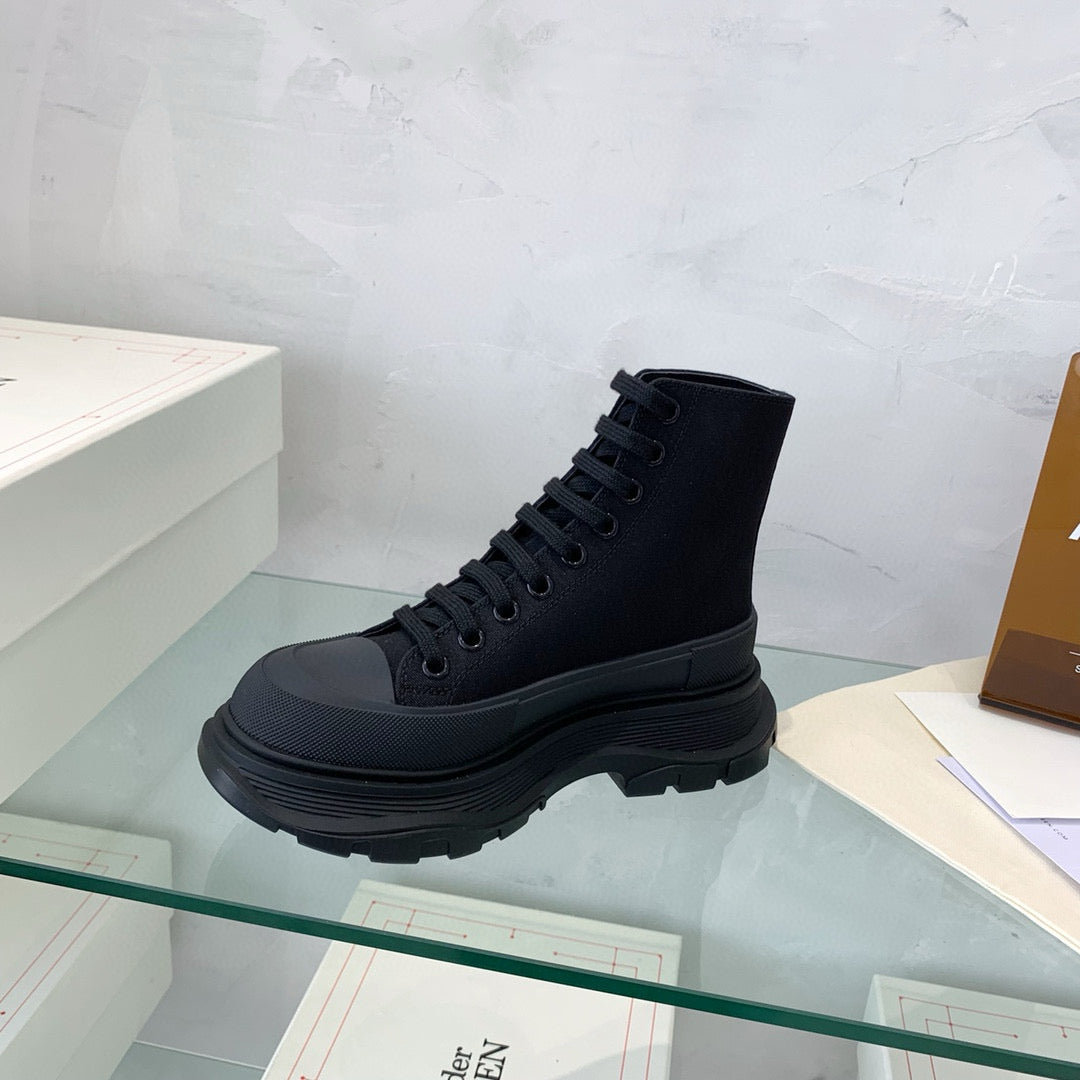 Alexander McQueen Sneakers