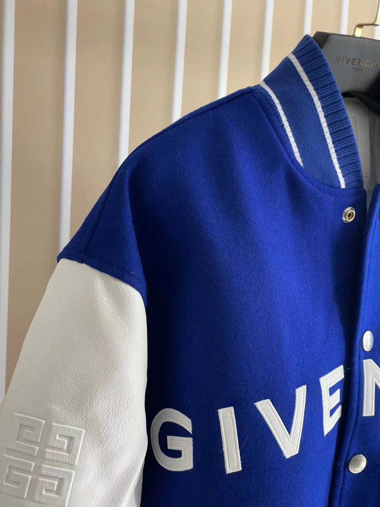 Chaqueta De Béisbol Gvc