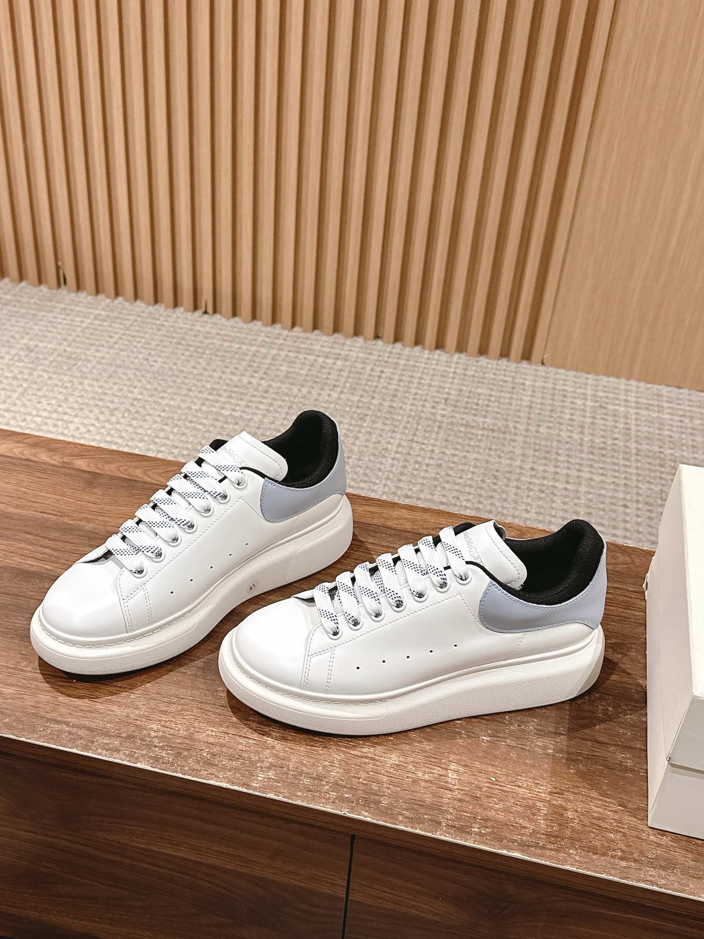 Alexander McQueen Sneakers