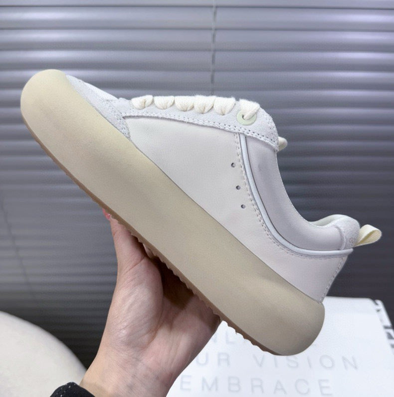 Golden Goose Sneaker