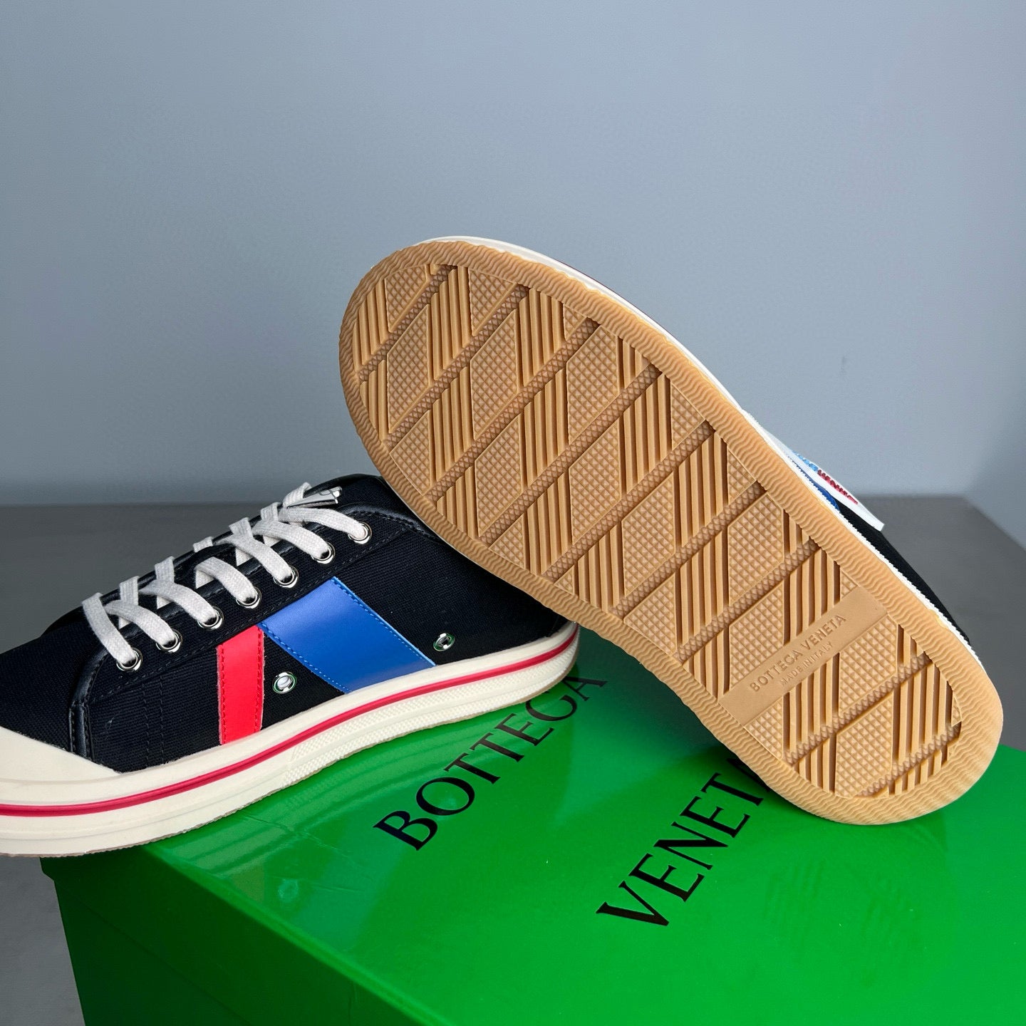 BV Sneakers