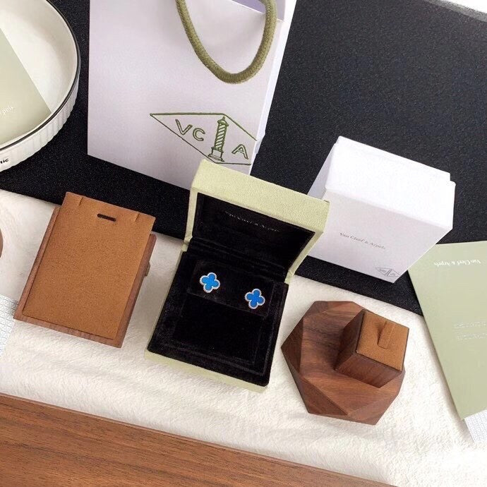 Van Cleef & Arpels Earrings