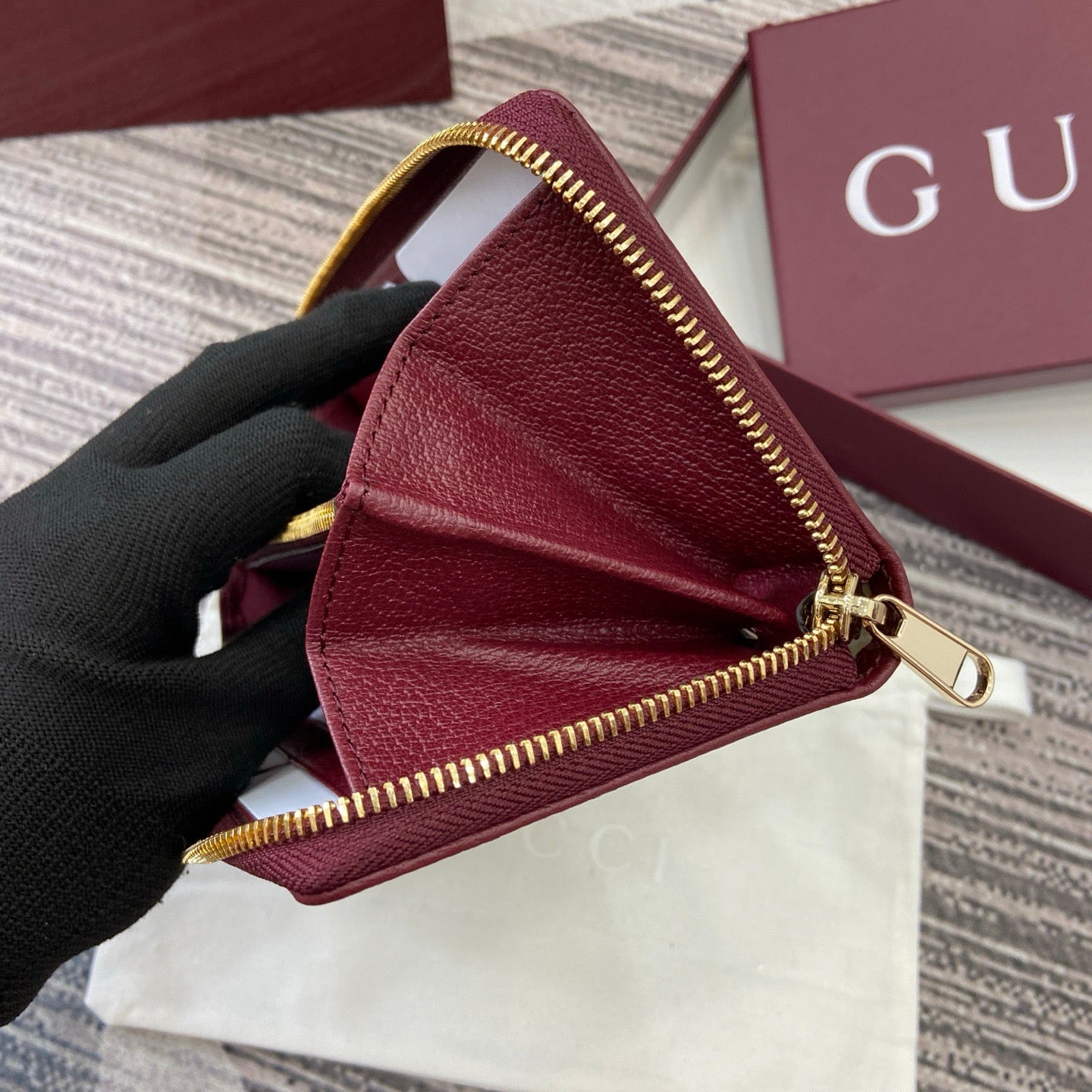 Gucci Long Zipped Wallet