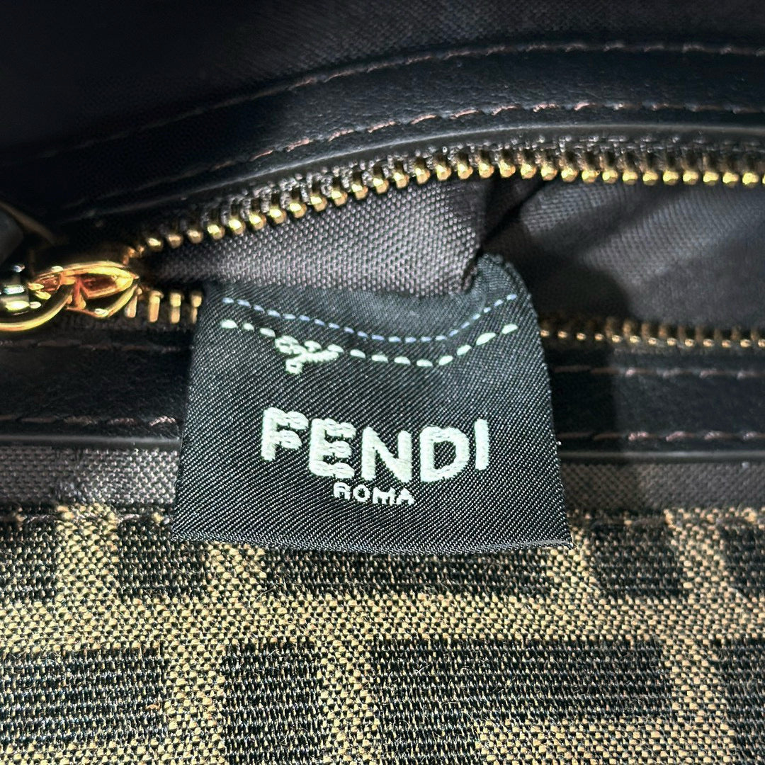 Fendi Baguette
