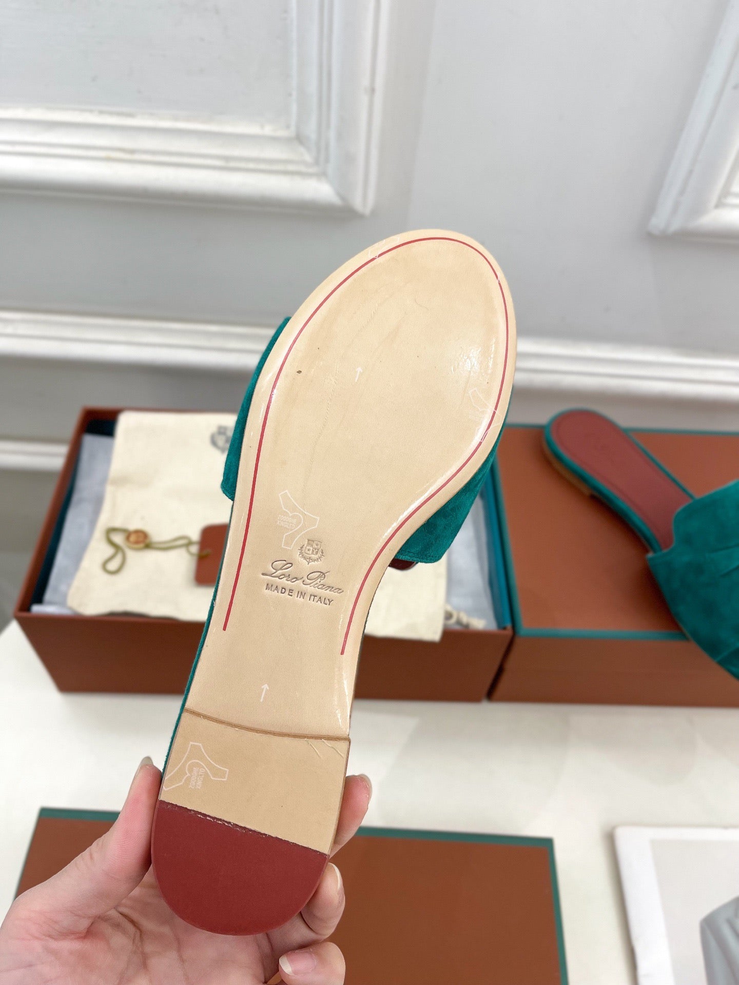 LP Sandals