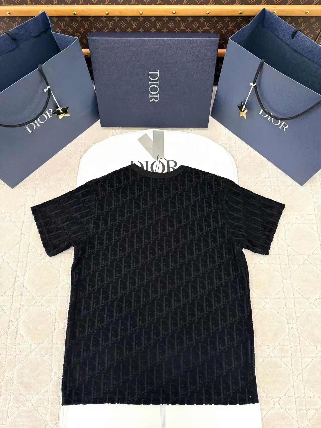 CD T-Shirt (Size M / Chest 104)