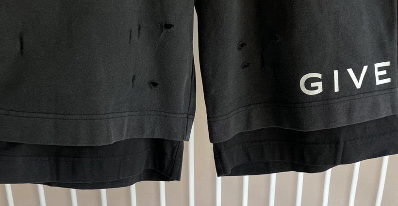 Pantalones cortos gvc