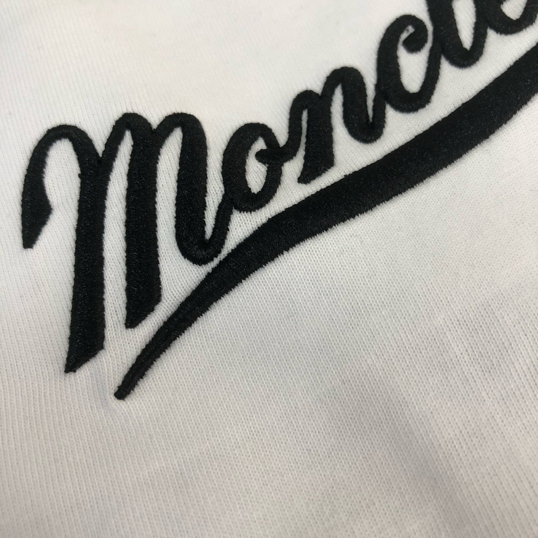 Moncler T-shirt