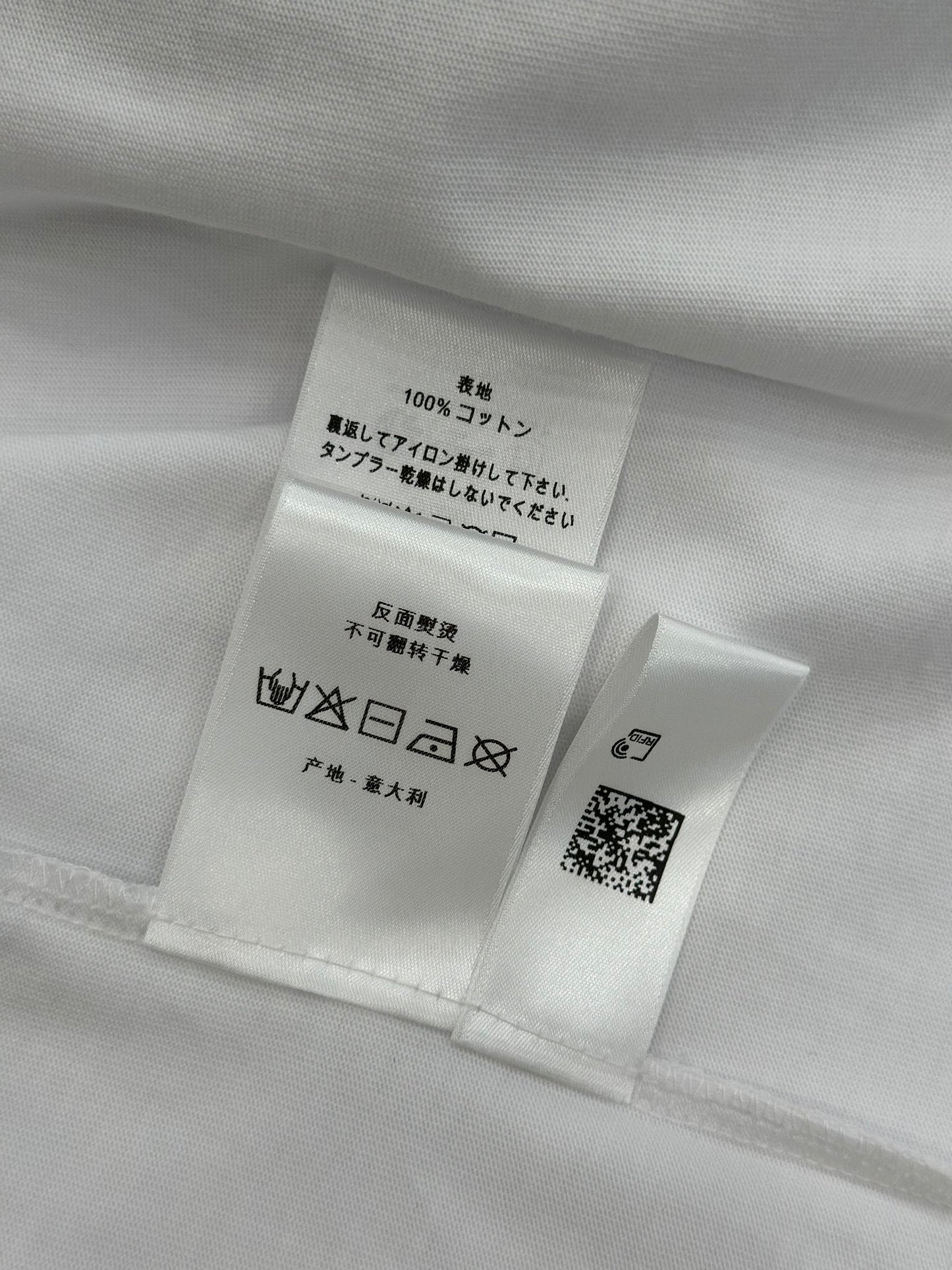 Dior T-shirt