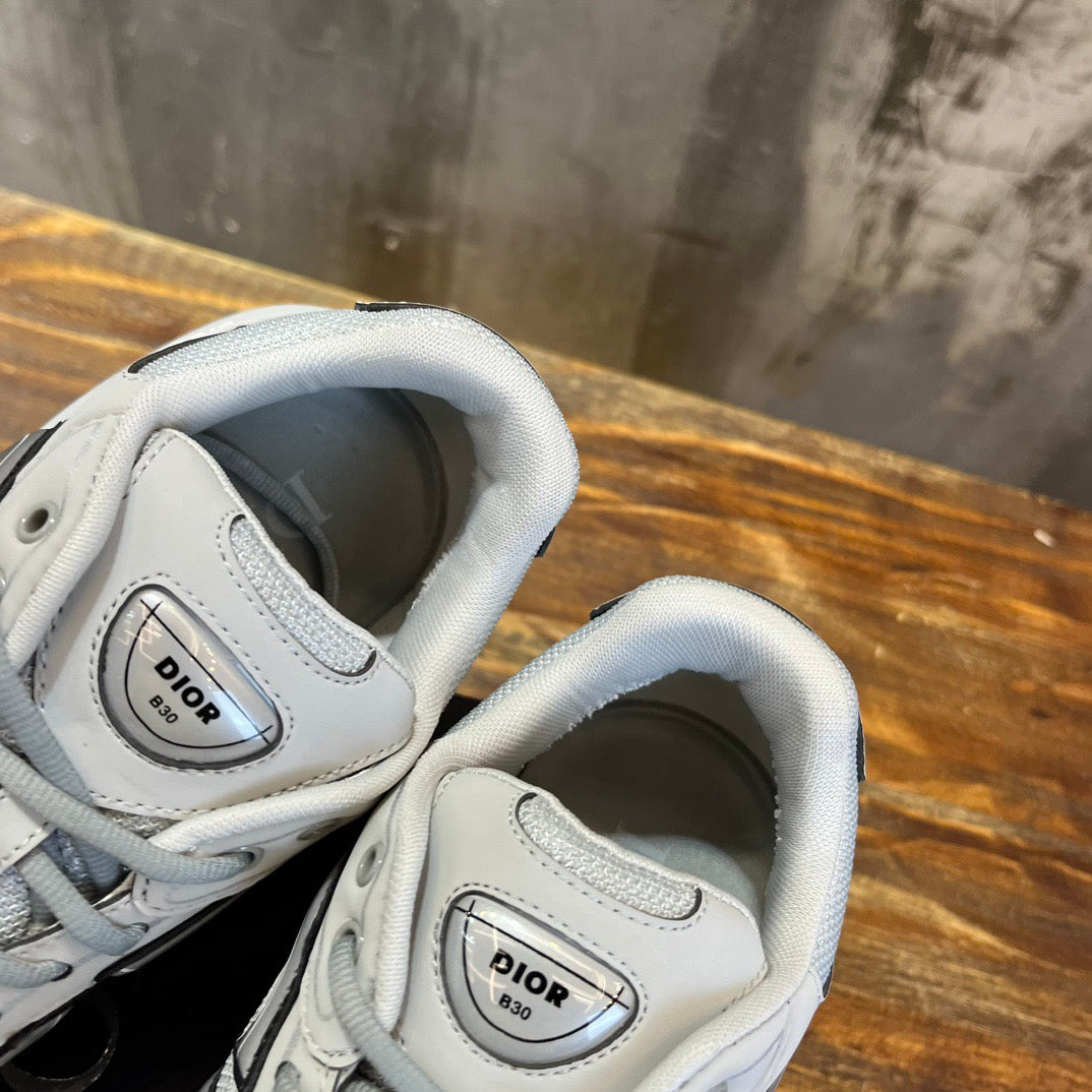 Dior Sneaker