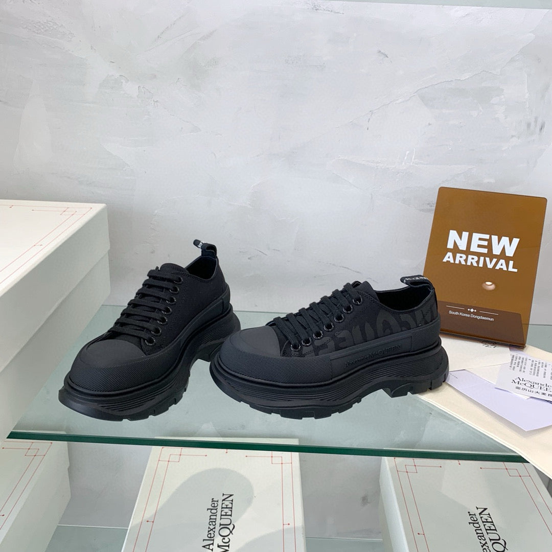 Alexander McQueen Sneakers
