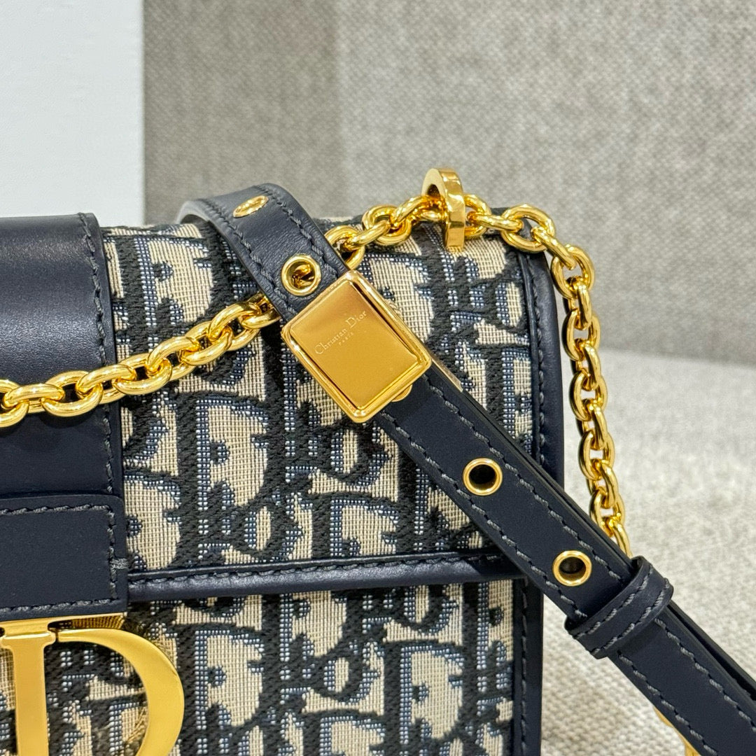 Dior Montaigne Bag