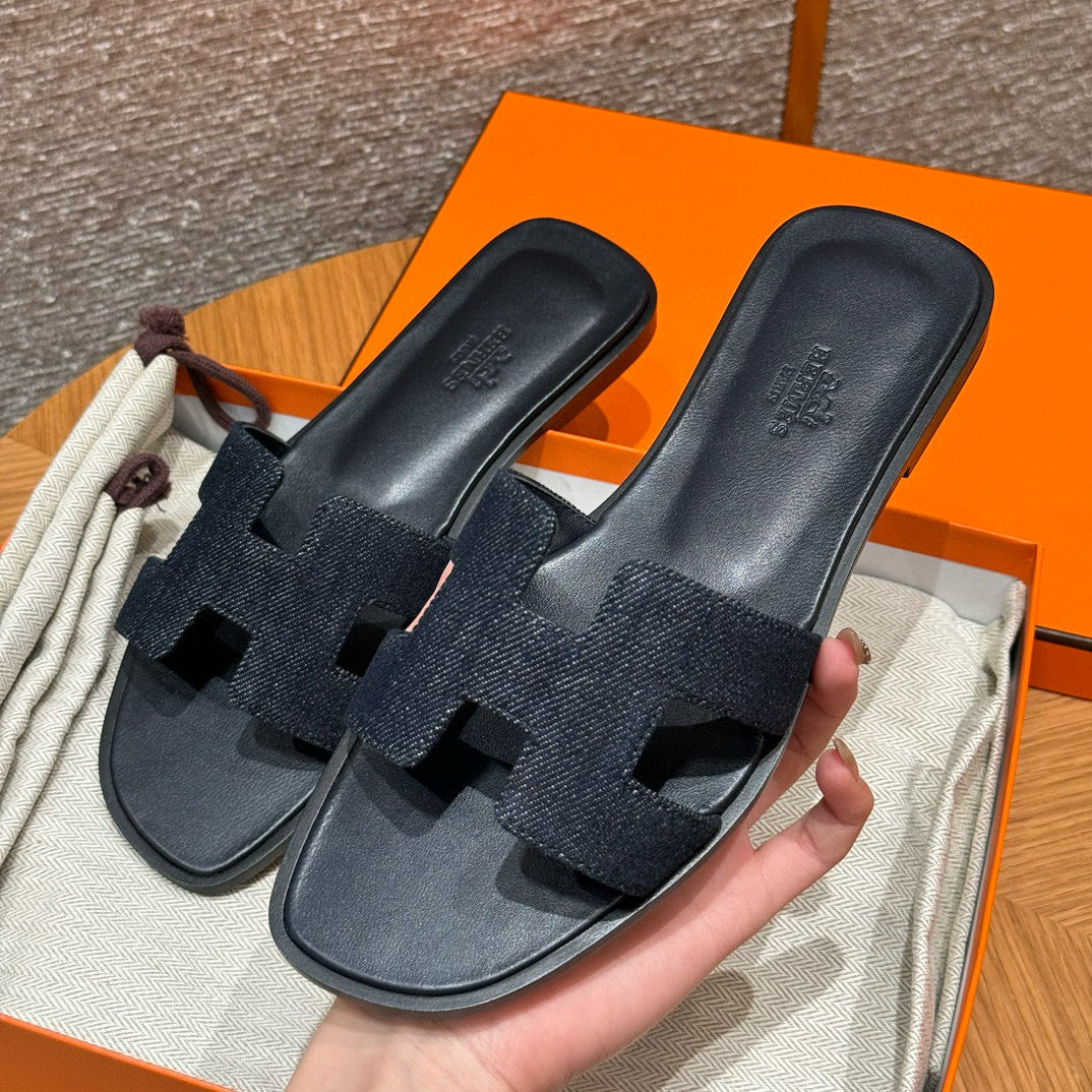 Hermes Slippers