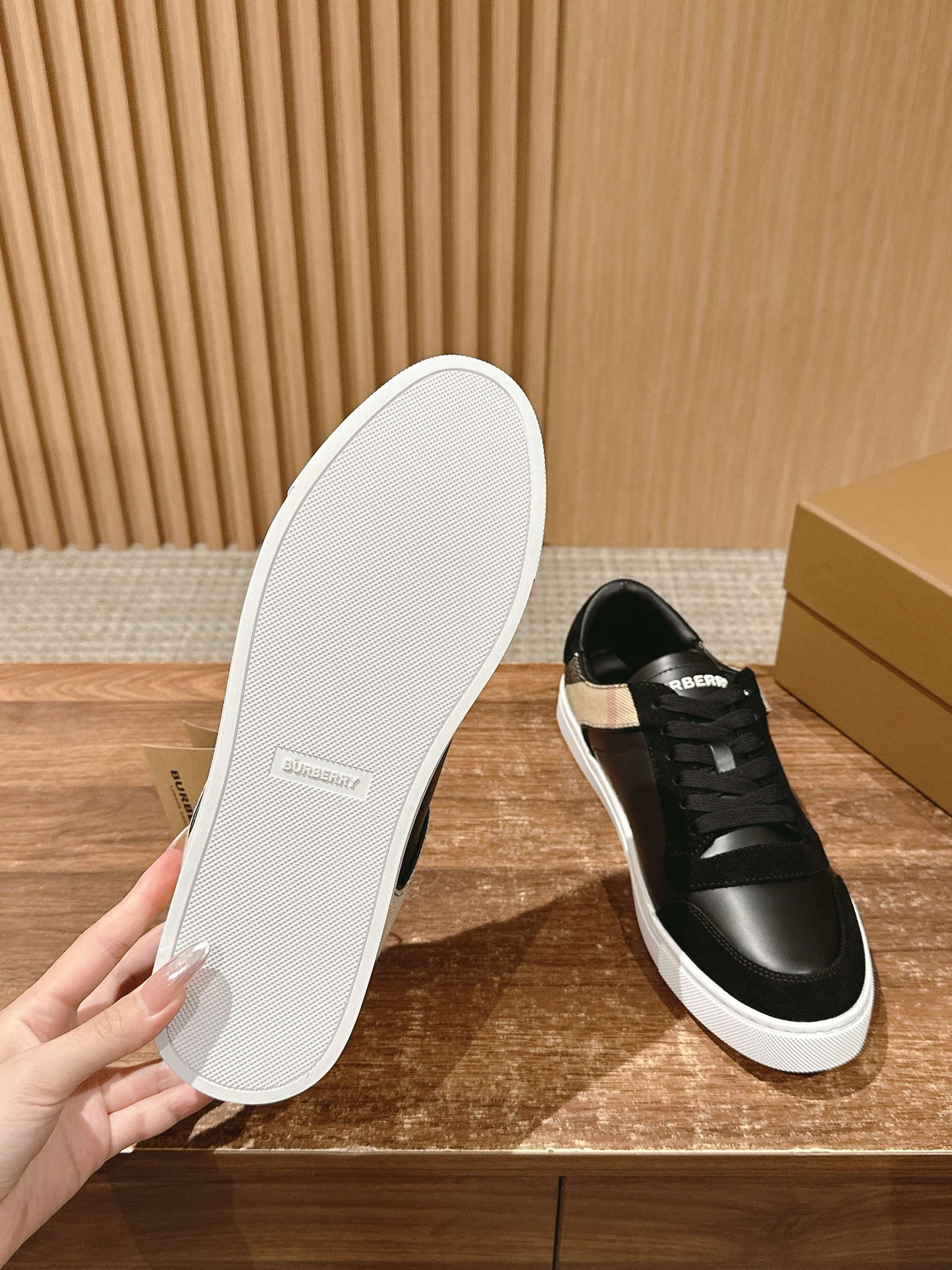 Burberry Sneakers