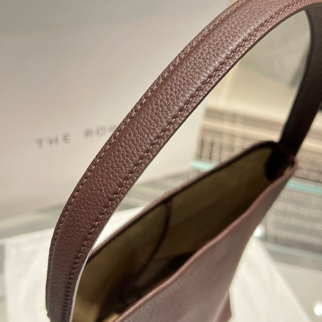 The Row Bucket Bag(24CM*22CM*11CM)