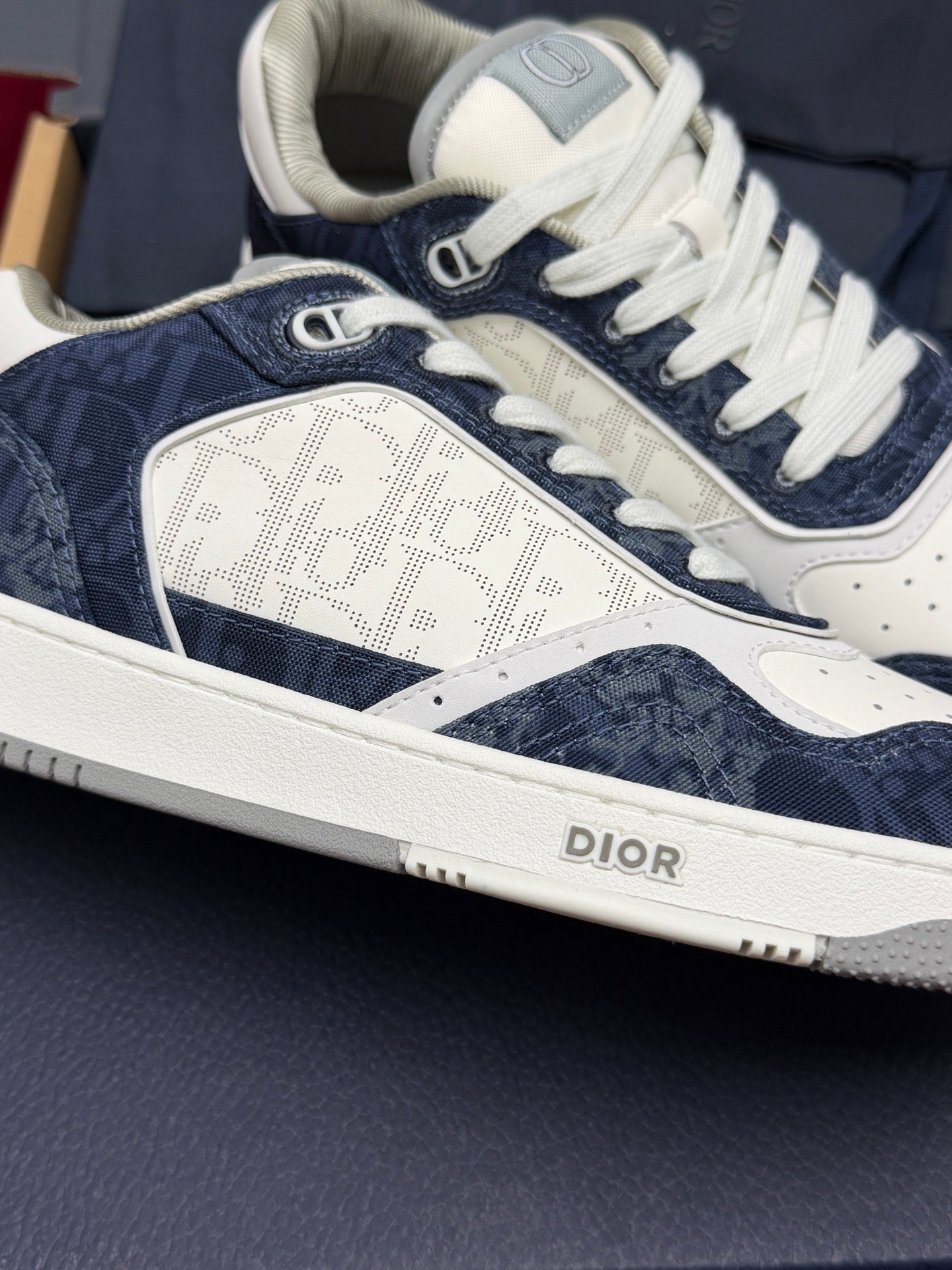 Dior Sneaker