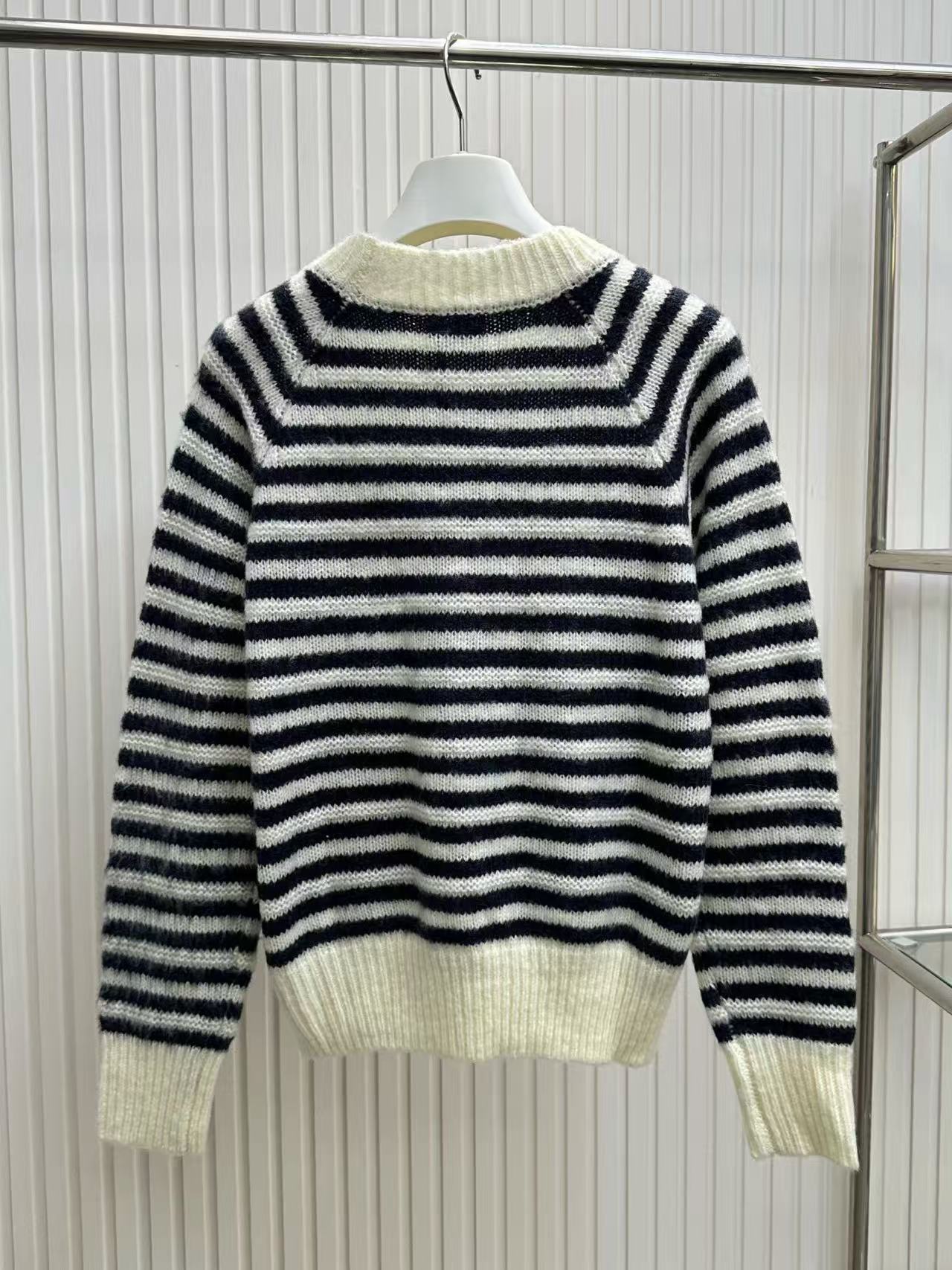Celine Sweater (Chest 94)