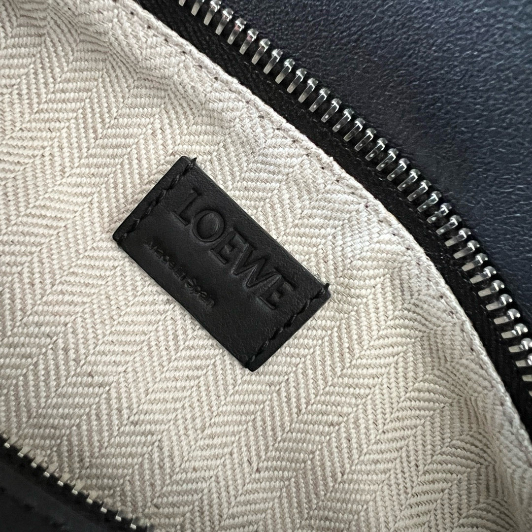Loewe Puzzle