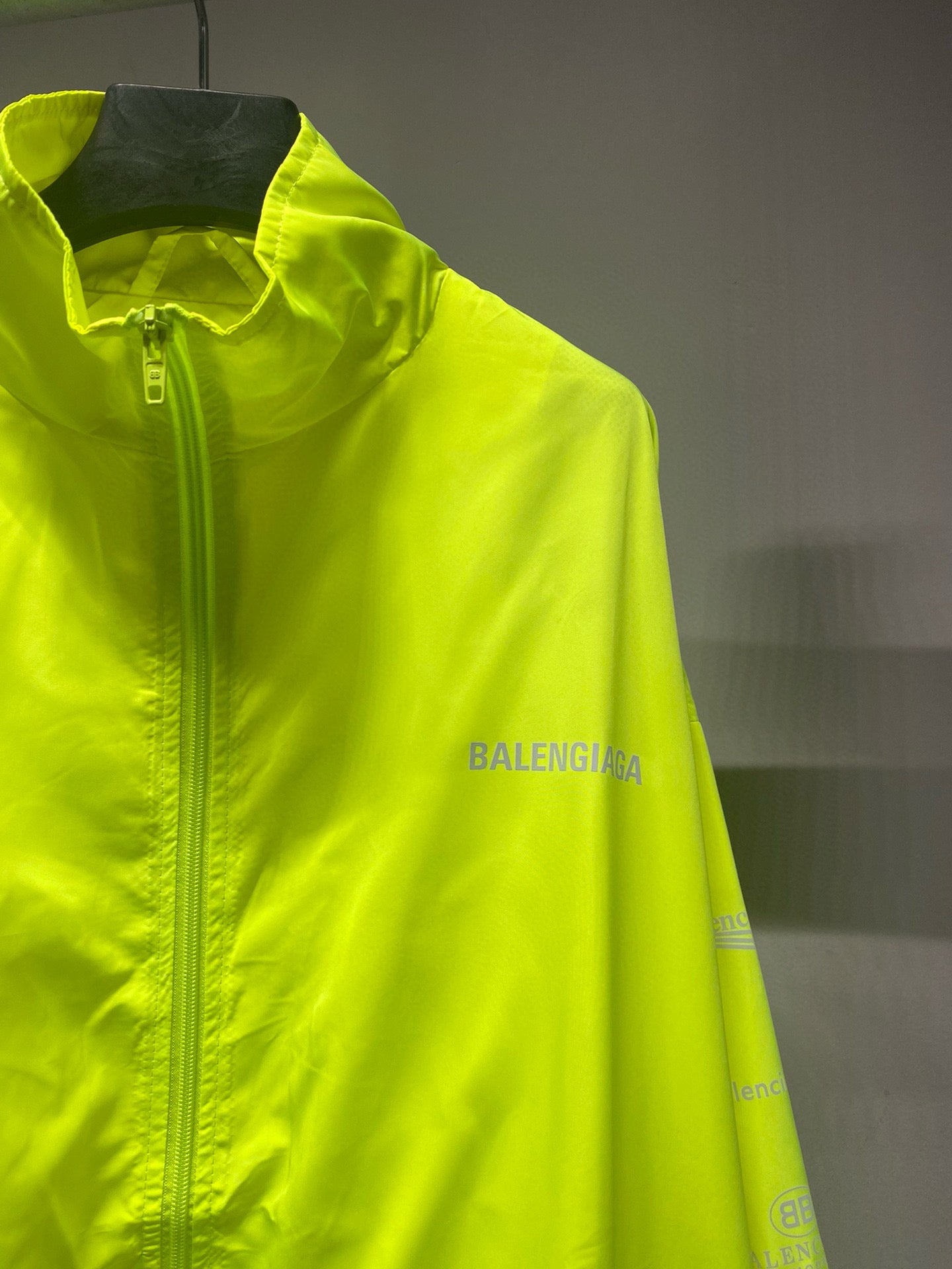 BLCG Windbreaker