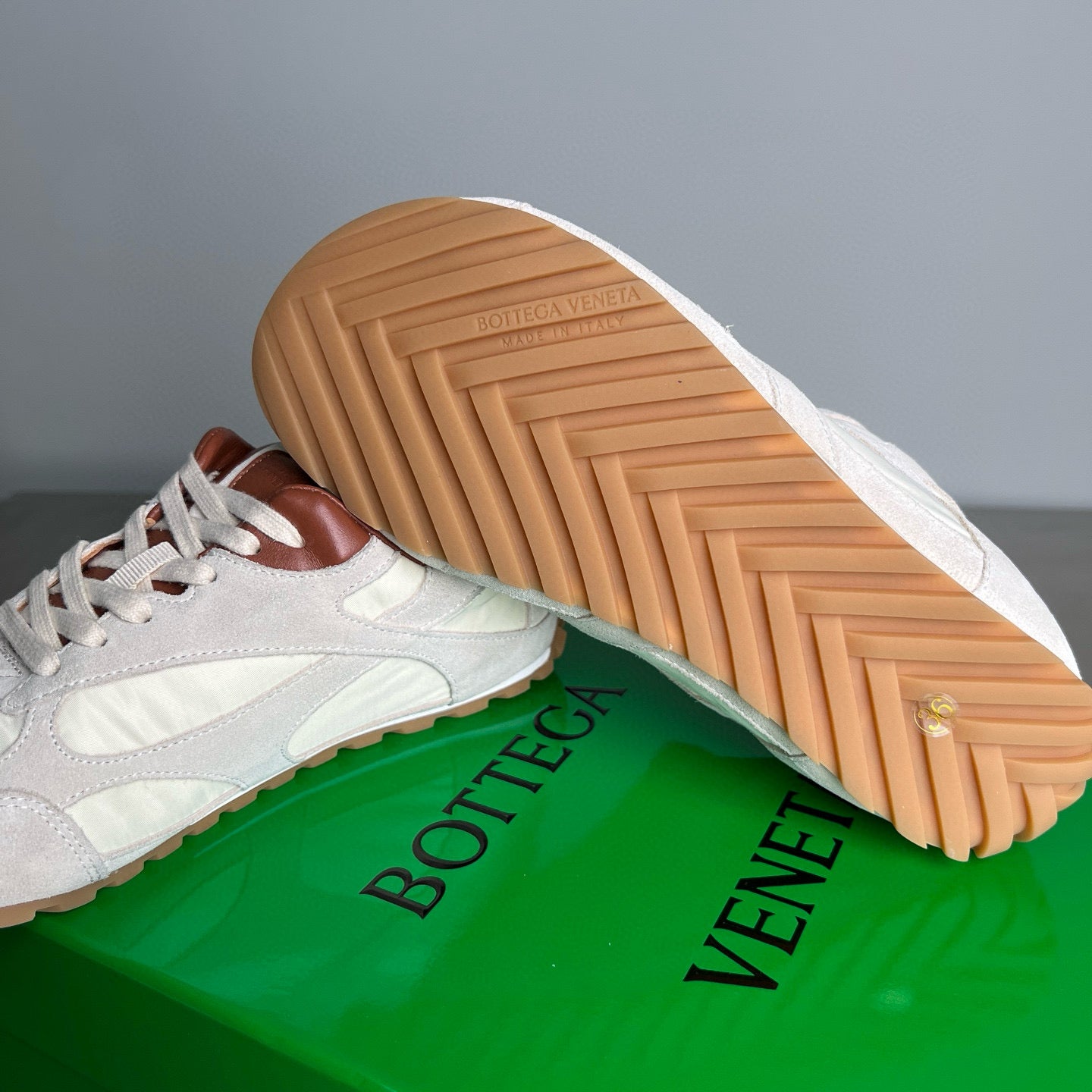 BV Sneakers