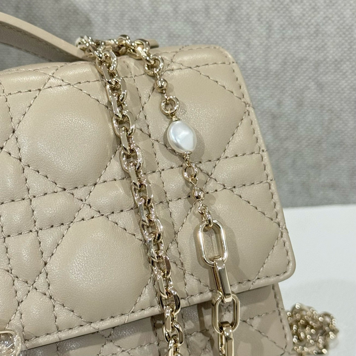 Dior WOC