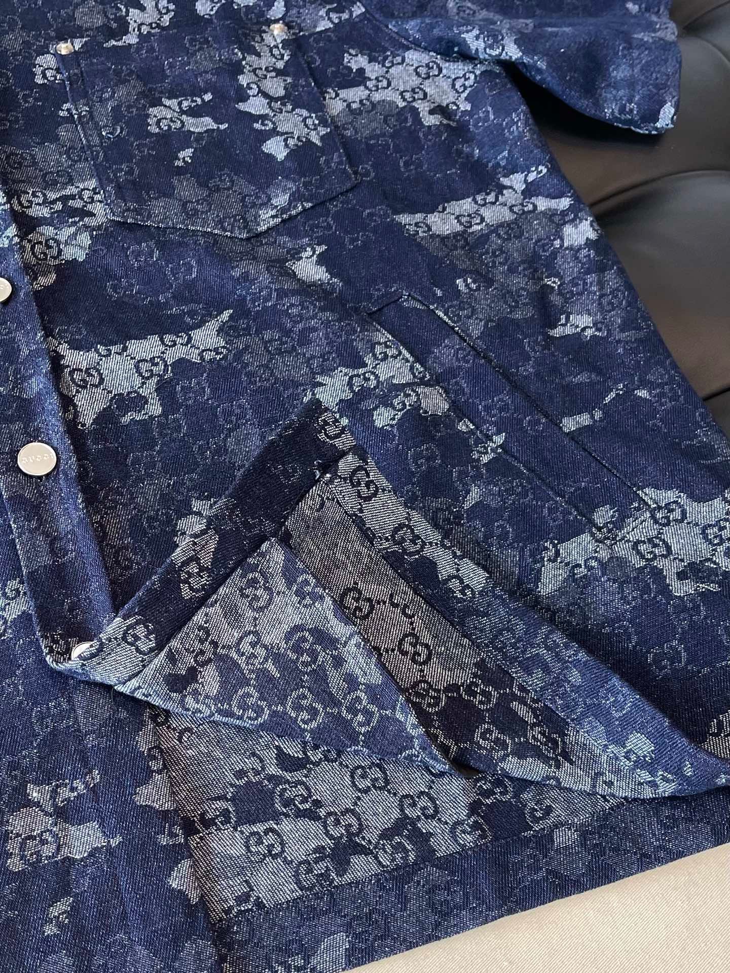 Gucci Shirt