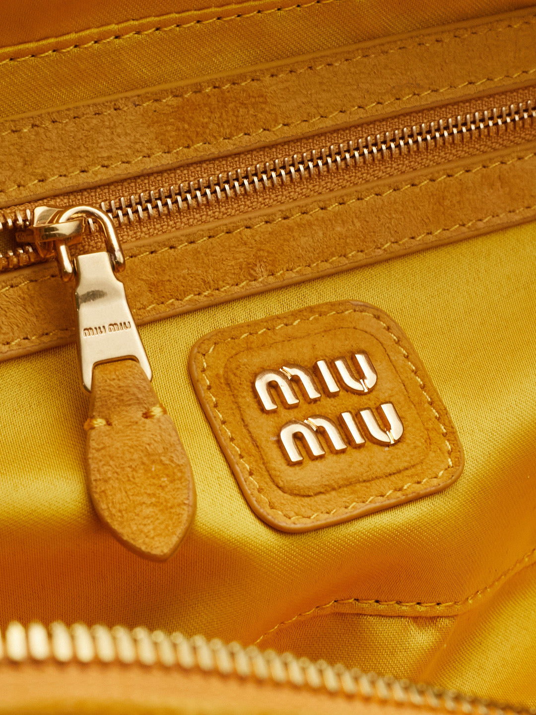 Miu Miu Bowling Bag 27x12x9cm