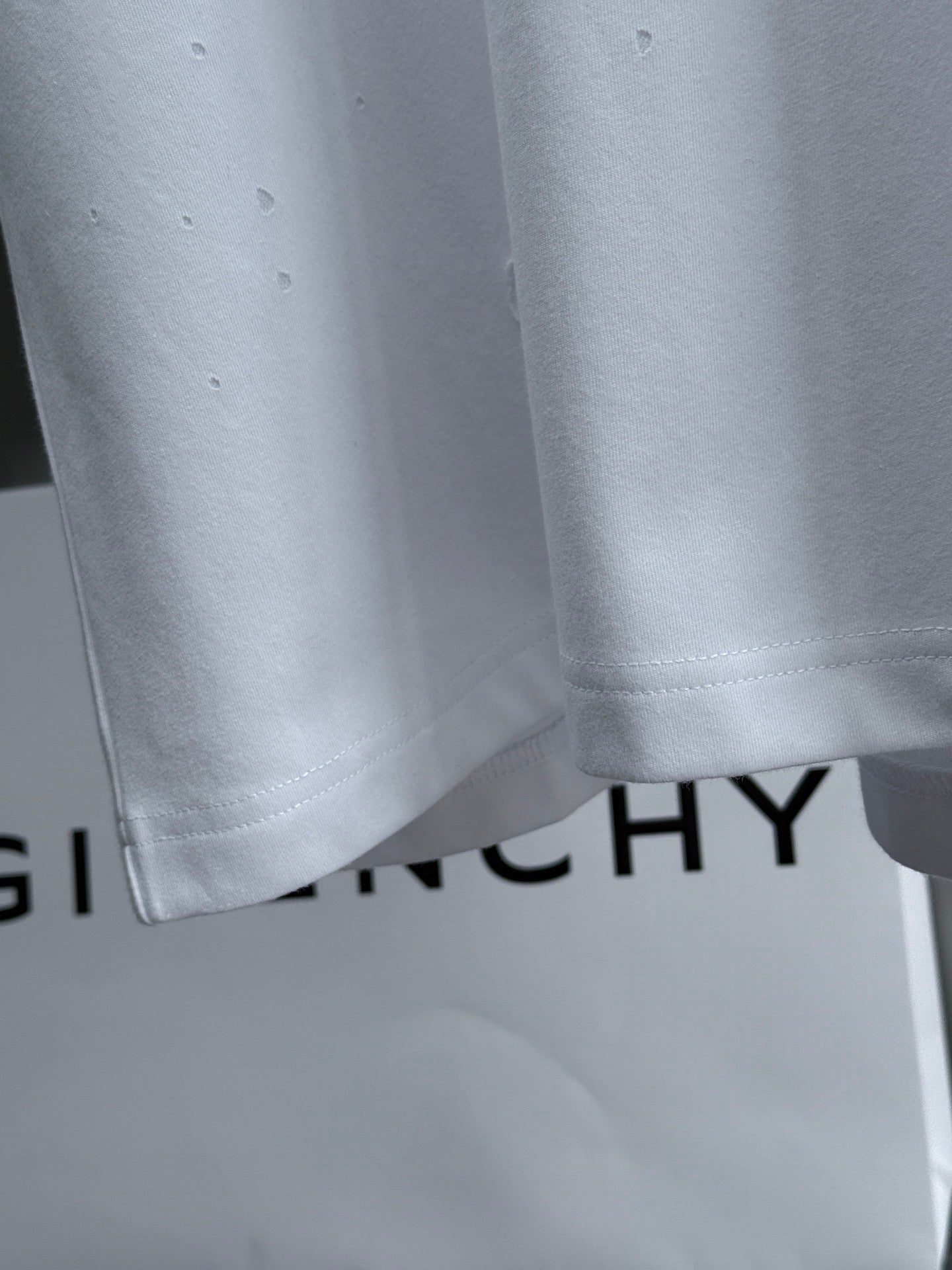 Givenchy T-Shirt