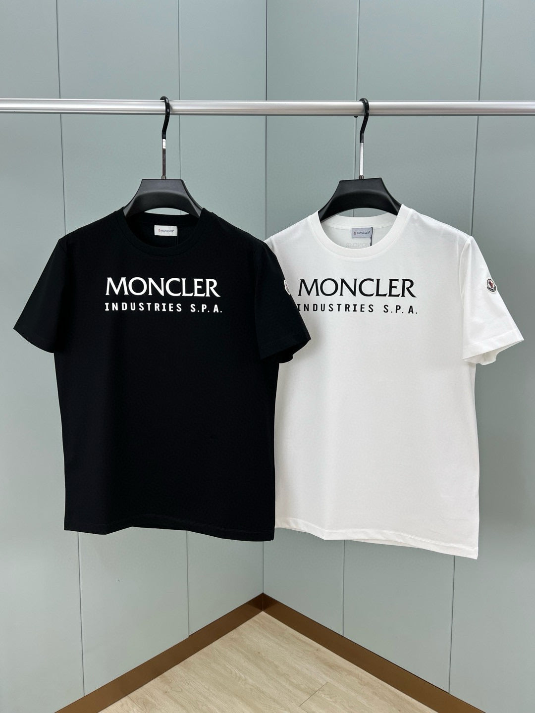 Moncler T-Shirt