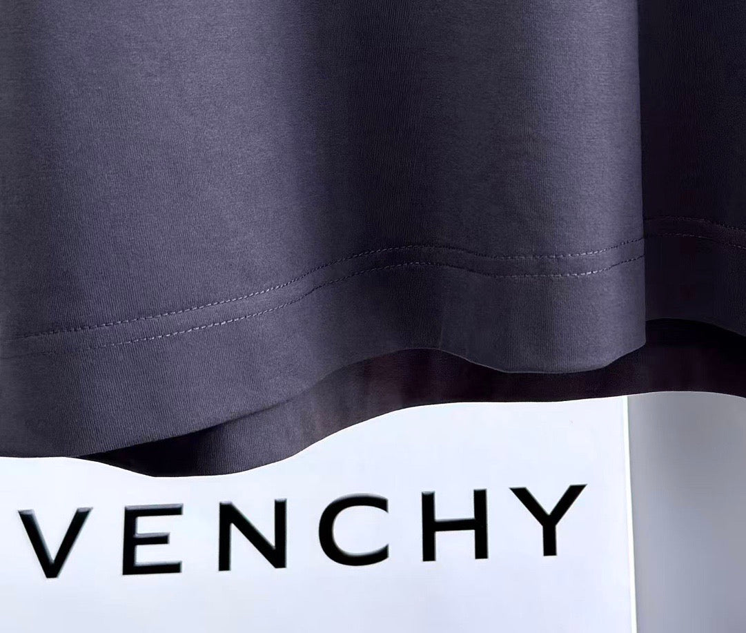 Givenchy T-Shirt